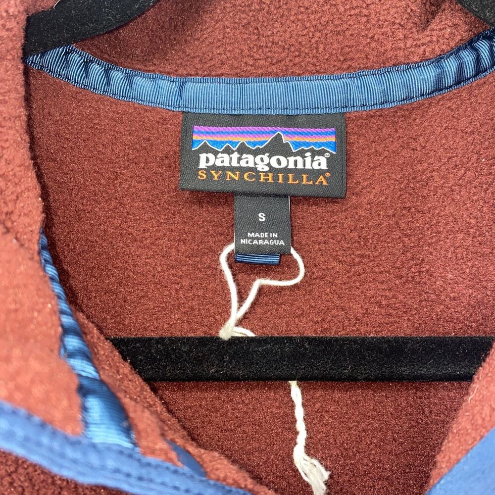 Patagonia Women's Synchilla Snap-T Fleece Pullover - Red / Rosehip - Size S - Picture 3 of 6